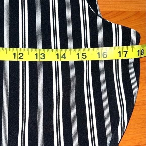 Banana Republic Black and White Striped Asymmetric Dress Medium - Picture 10 of 15